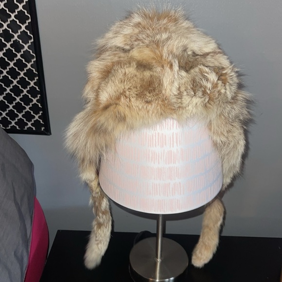 Vintage Women’s Fur Trapper Style Hat by Lora Excellent Condition - Picture 7 of 8
